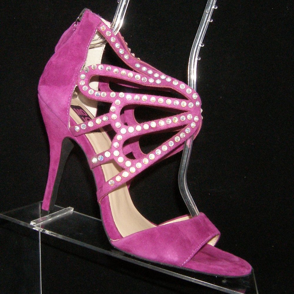 Mojo Moxy Mystery purple suede zip heels 10M